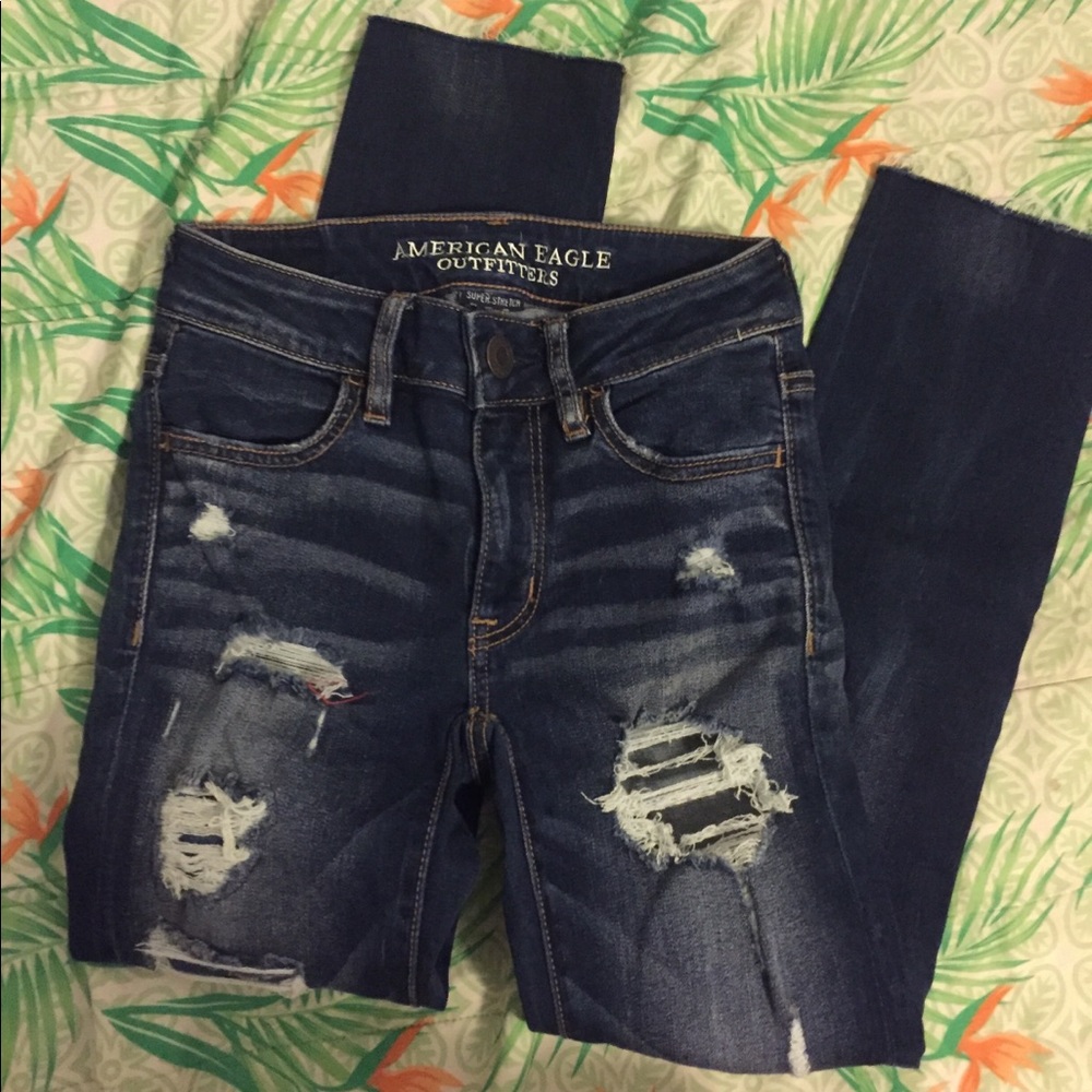American eagle ripped jeans
